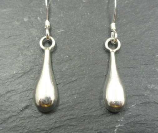 Sterling Silver Raindrop Earrings (m)